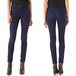 Vince Casual Mid Rise Skinny Jeans Dark Wash Size 28